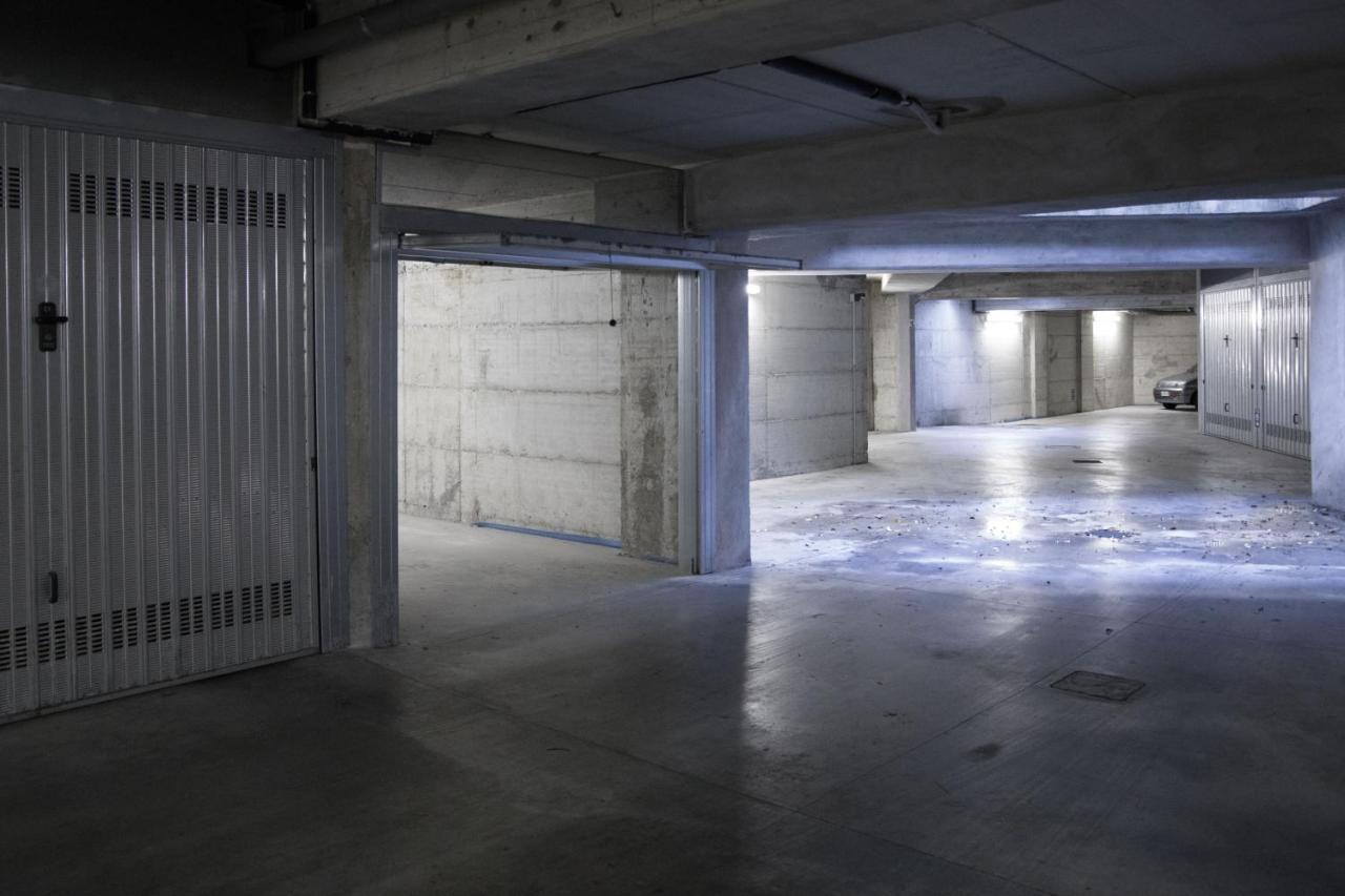 Appartamento Con Giardino E Parcheggio Privato Bellagio Bagian luar foto